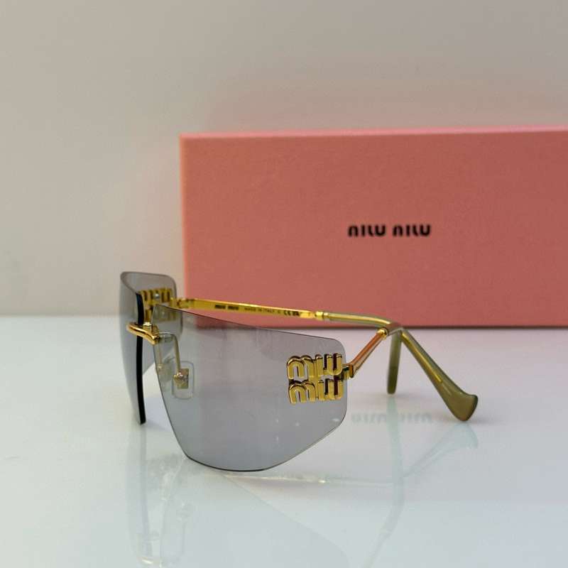 Picture of MiuMiu Sunglasses _SKUfw55559047fw
